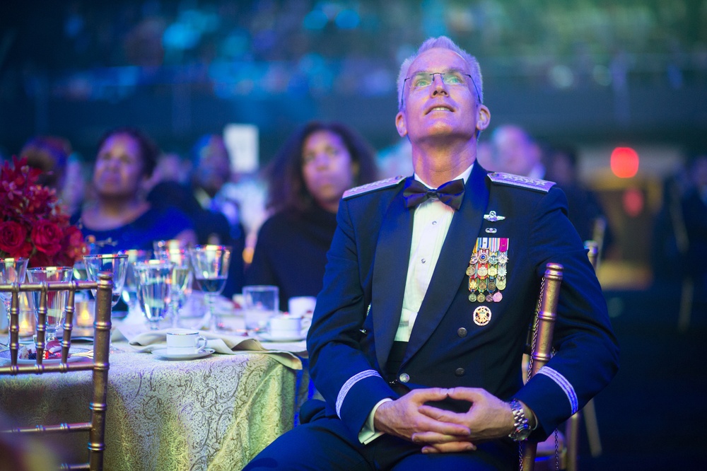 2016 USO Gala