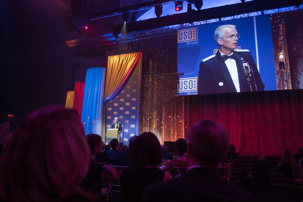 2016 USO Gala