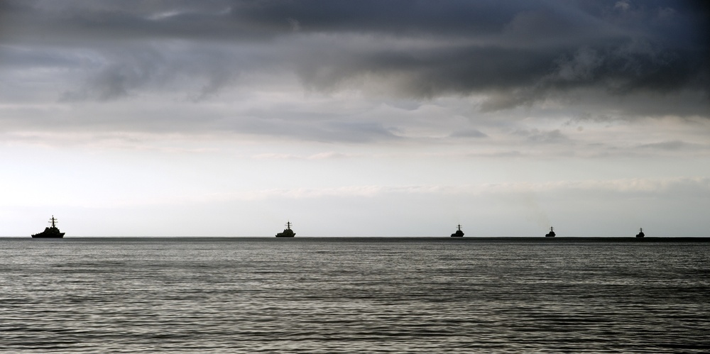 Vinson Strike Group Destroyers Transit the Pacific Ocean