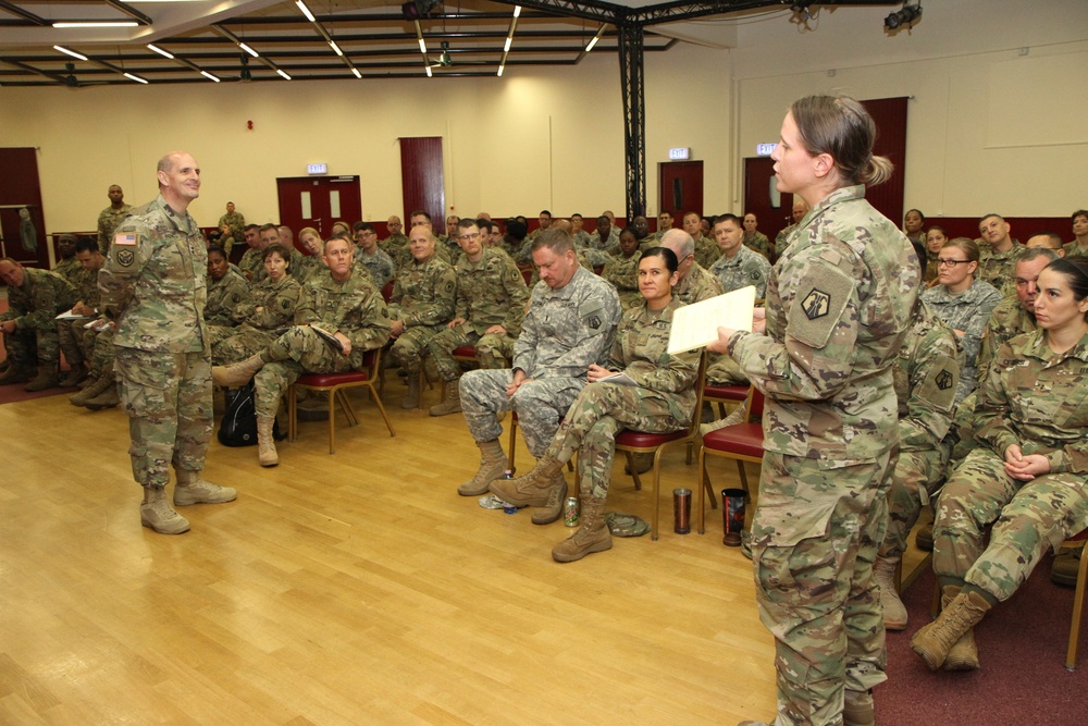 Former CG, now at TRADOC, visits 7th Mission Support Command