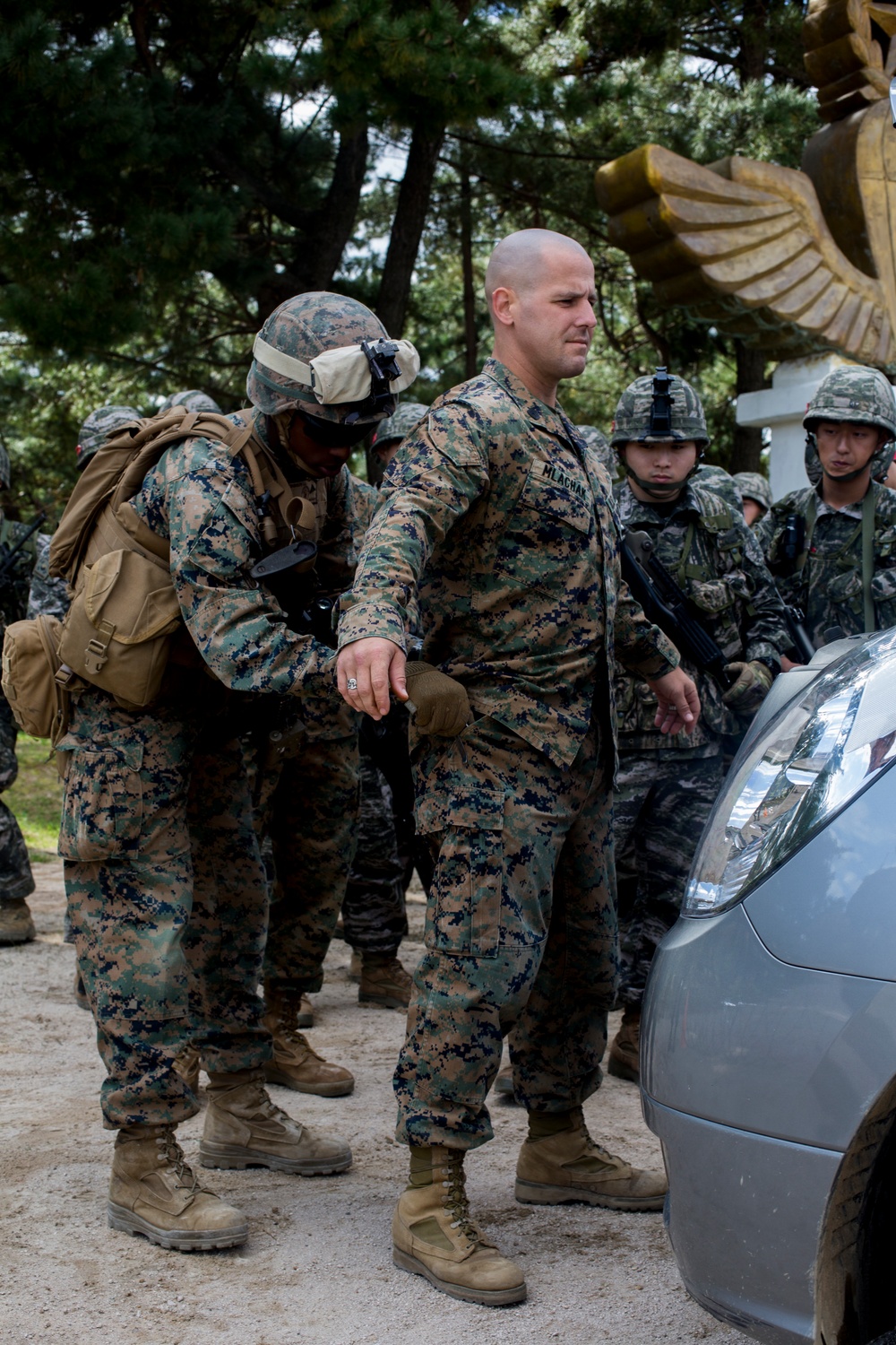 U.S. and ROK Marines Breakfast