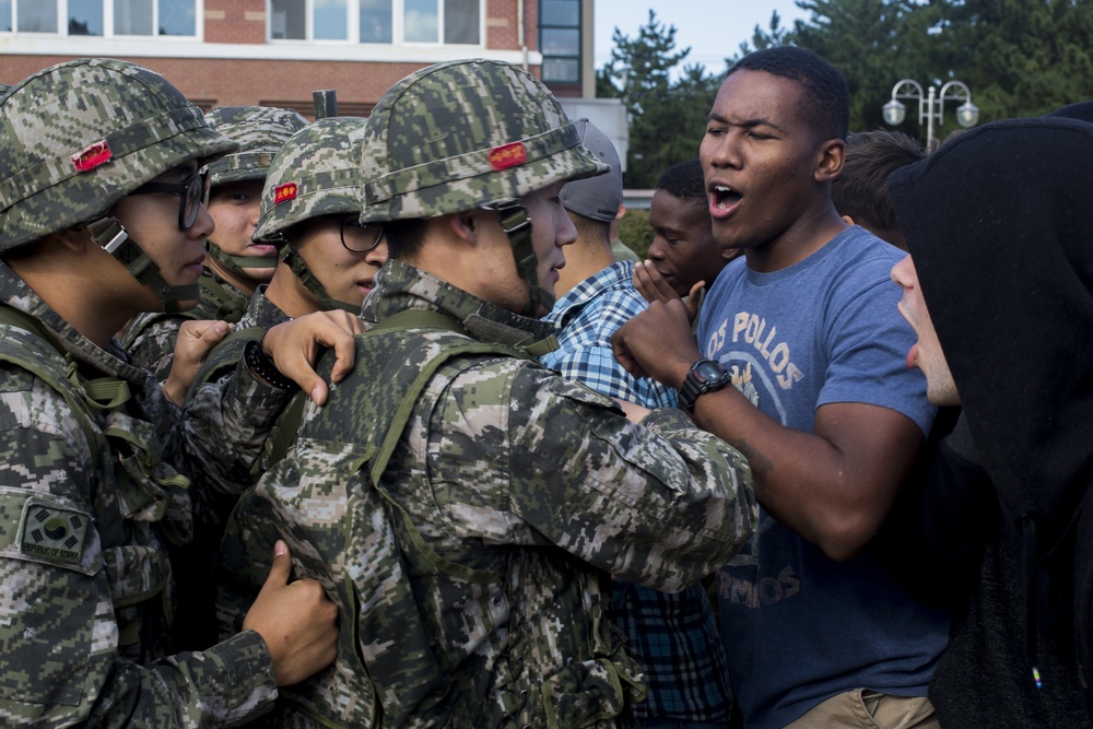 U.S. and ROK Marines Breakfast