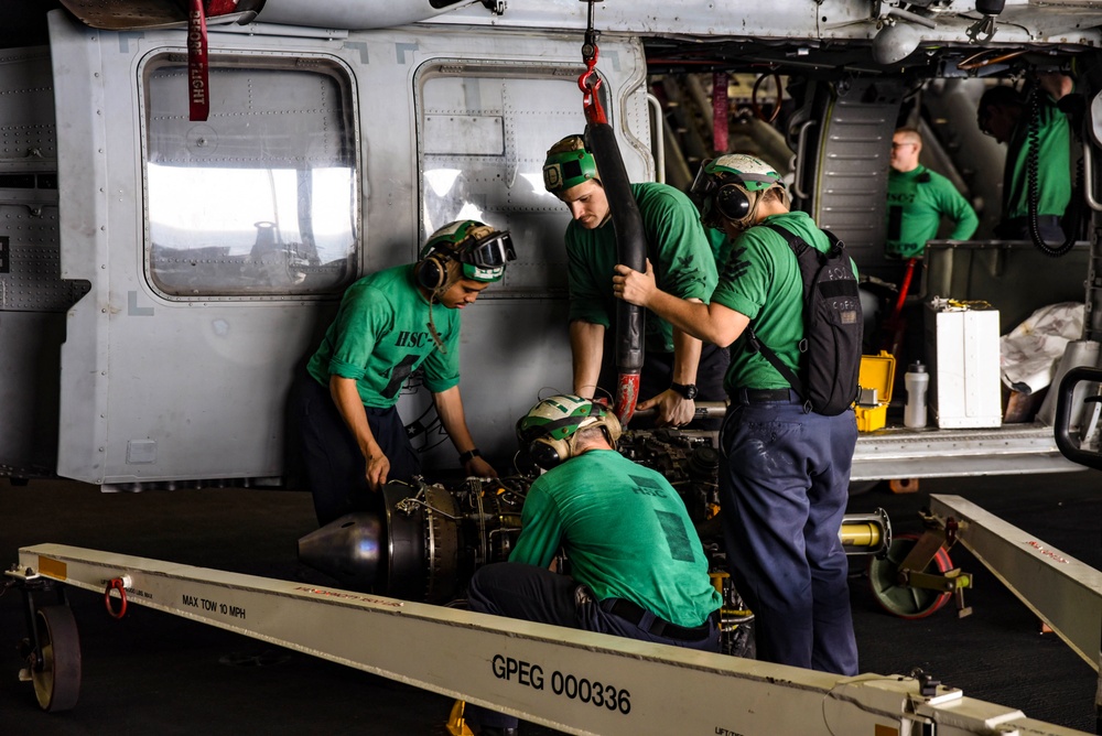 USS Dwight D. Eisenhower (CVN 69) Deployment