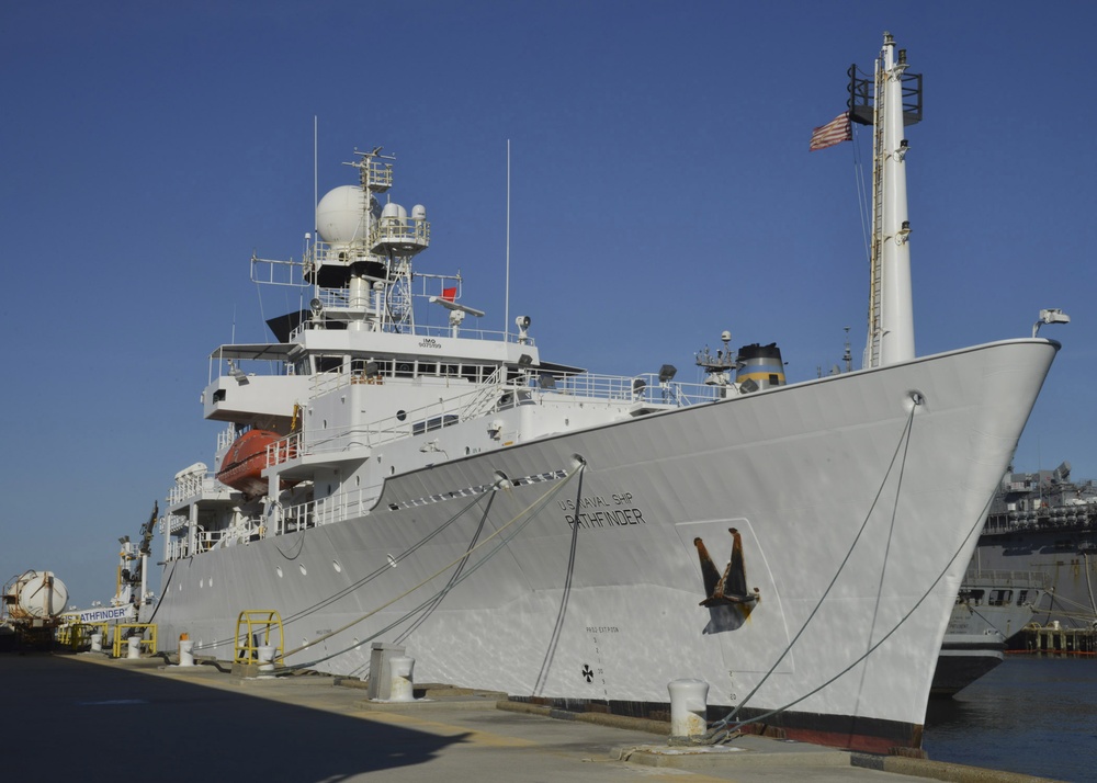 USNS Pathfinder (T-AGS 60) tour