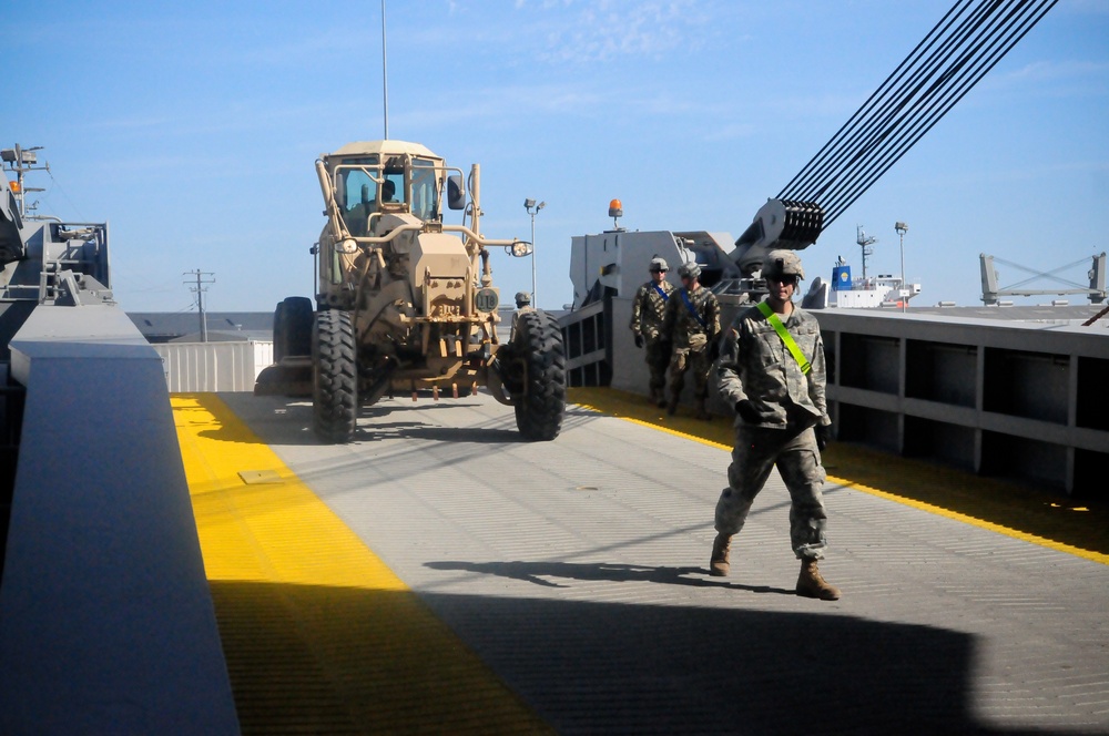 Patriots Train on Land and Sea