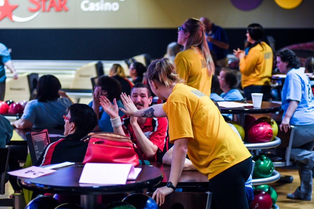 Puget Sound Sailors volunteer at Special Olympics bowling tournament