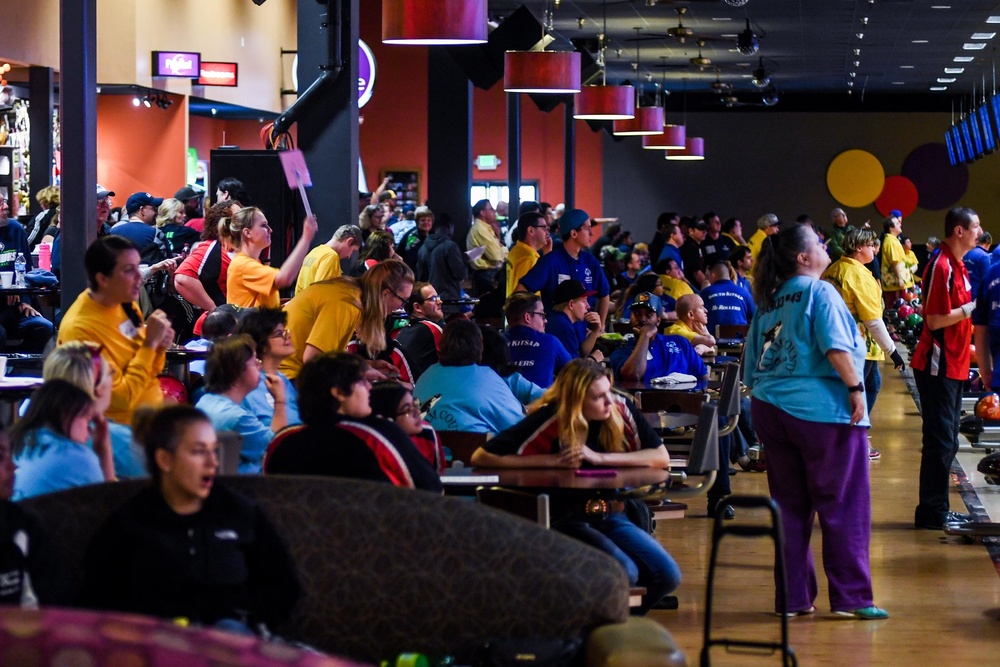 Puget Sound Sailors volunteer at Special Olympics bowling tournament