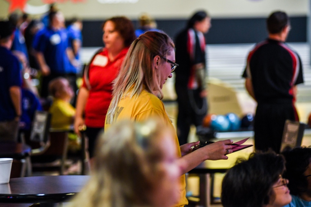 Puget Sound Sailors volunteer at Special Olympics bowling tournament
