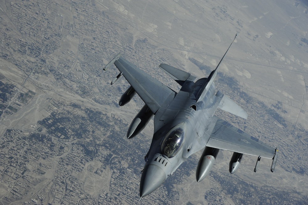Giving back: 340th EARS refuels morale