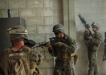 Spanish SOF organizes bilateral training for Marines