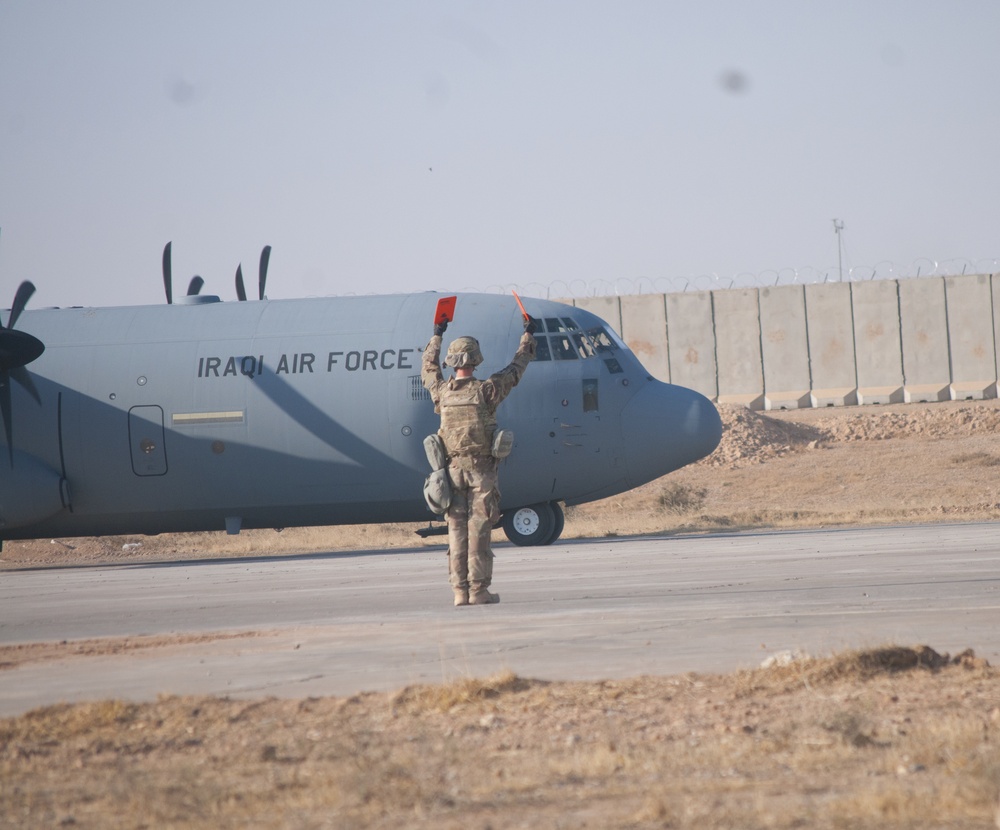 Iraqi Air Force Lands at Qayyarah West Airfield