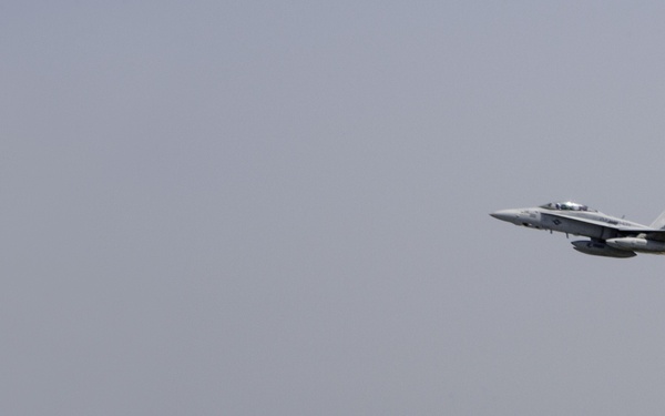 VMFA(AW)-533 Departs CENTCOM