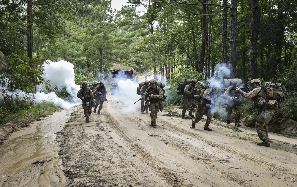 Calm in the chaos: CCT students under pressure in tactics exercise
