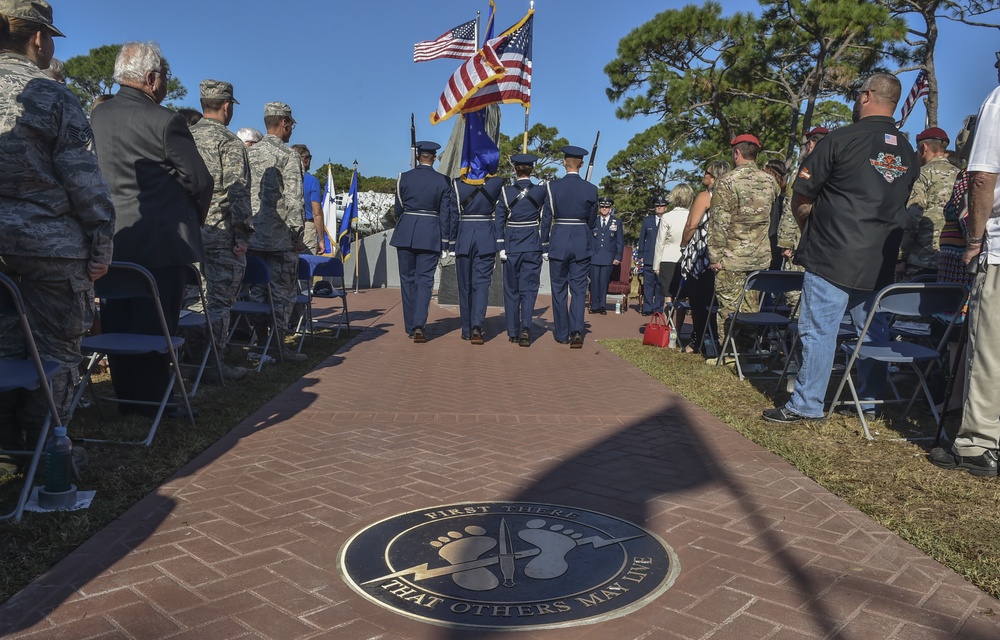 Nation’s First Special Tactics Memorial Unveiled