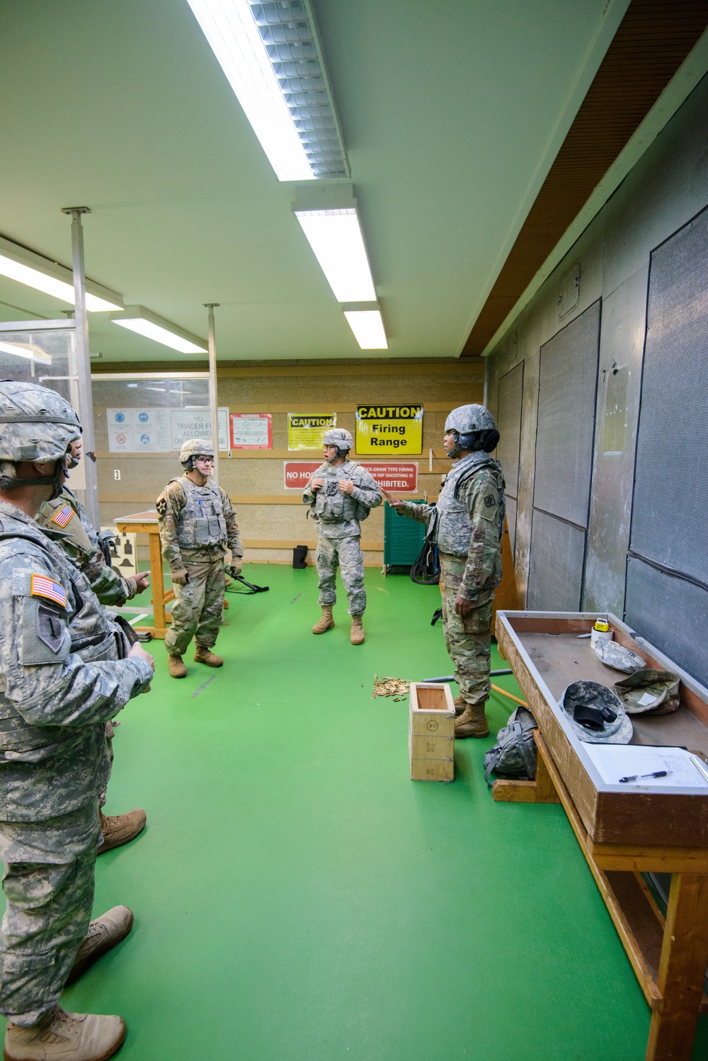 39th Signal Bn Soldiers Qualify with M4A1 Carbines