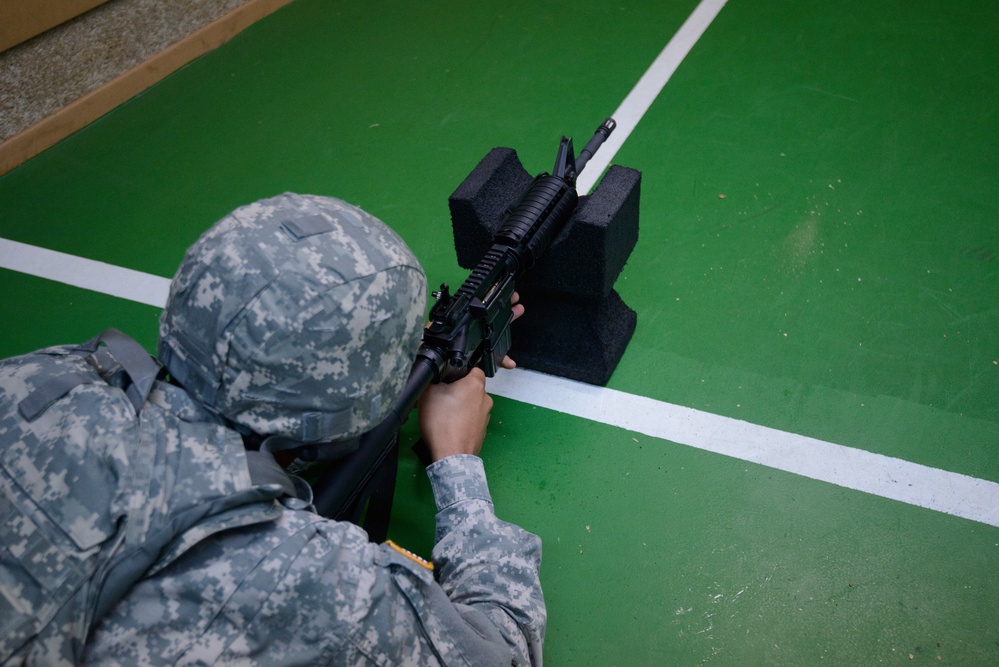 39th Signal Bn Soldiers Qualify with M4A1 Carbines