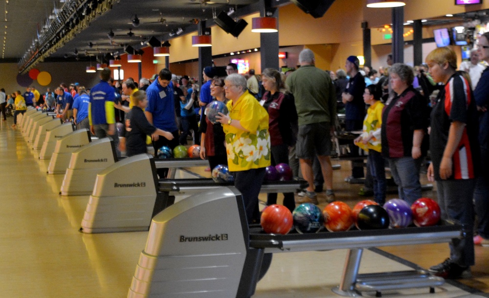 DVIDS Images Special Olympics Bowling [Image 1 of 5]