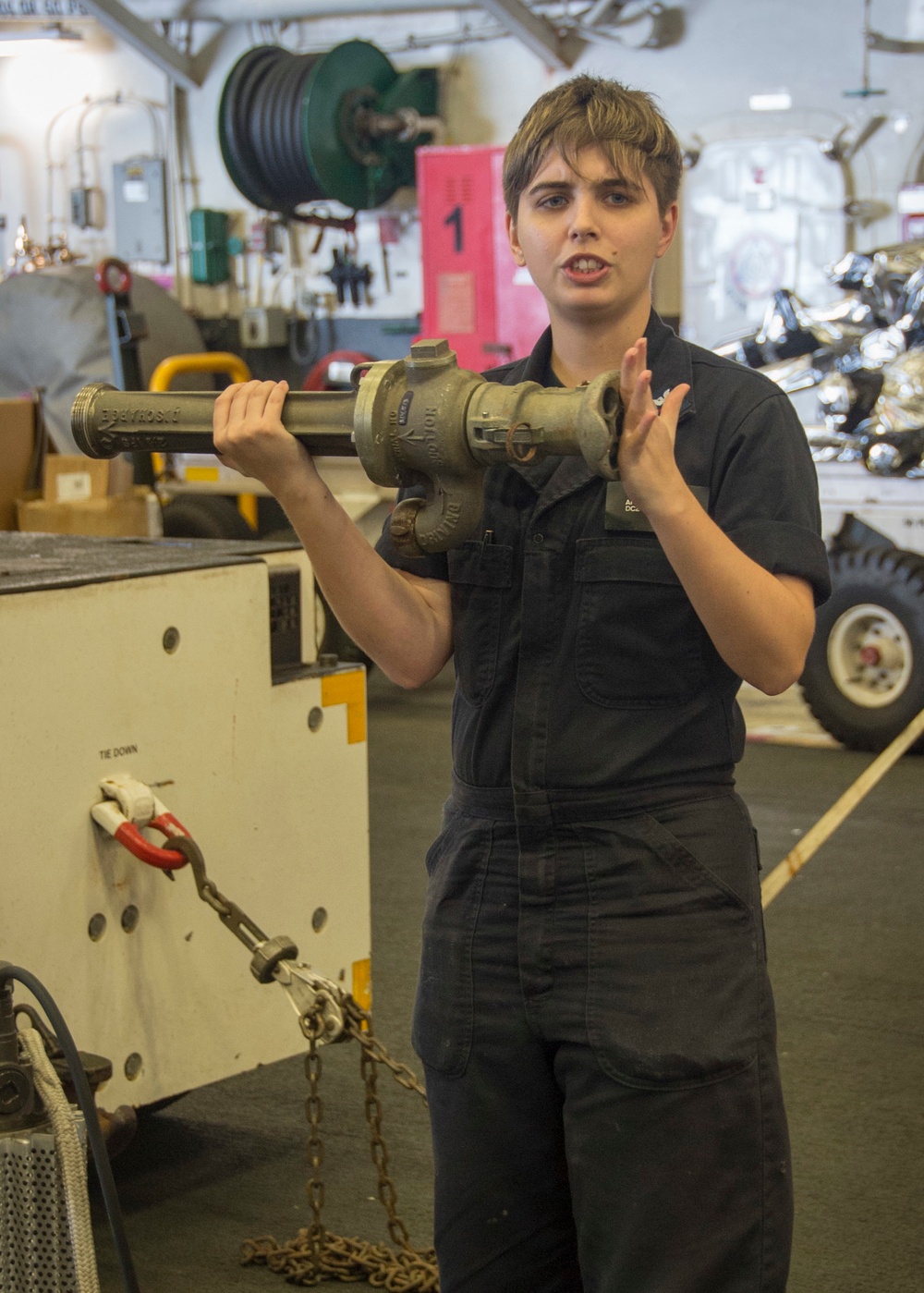 USS Bonhomme Richard (LHD 6) Damage Control Training