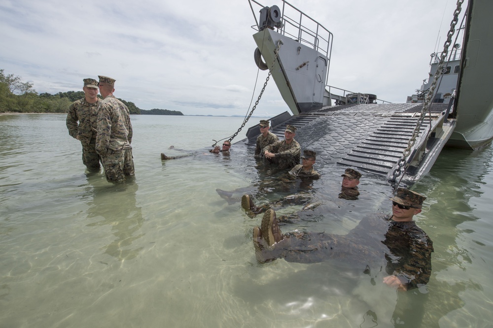 Field training exercise for CARAT Cambodia 2016