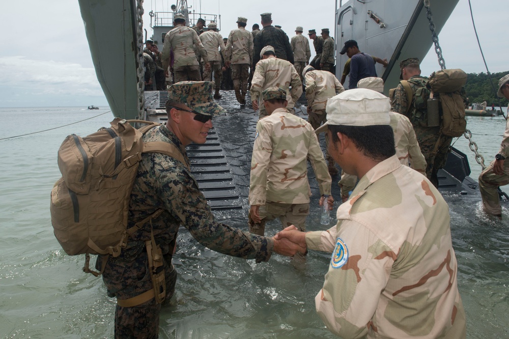 Field training exercise for CARAT Cambodia 2016