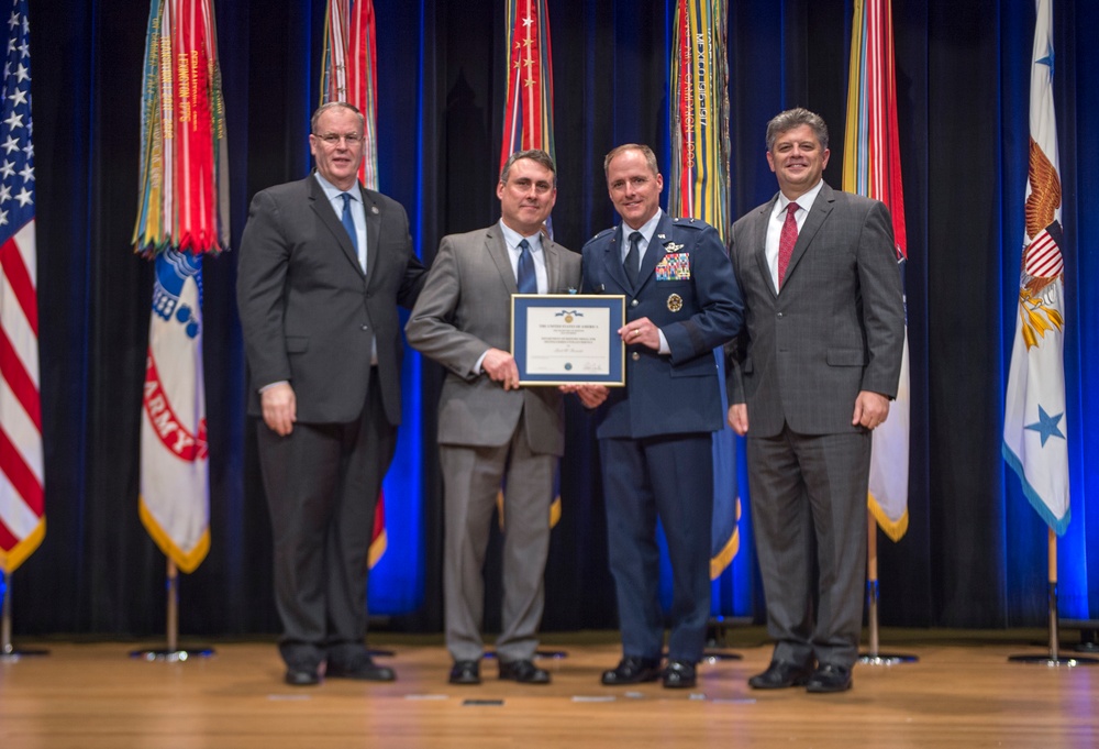 DSD hosts Distinguished Civilian Service Awards