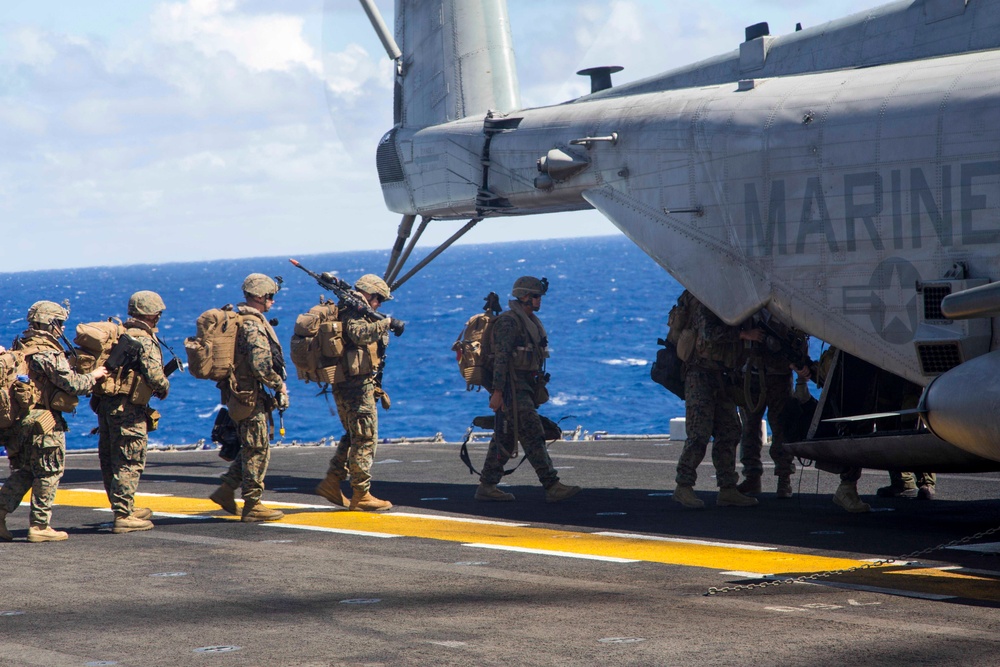 11th MEU Command Element M240B Deck Shoot