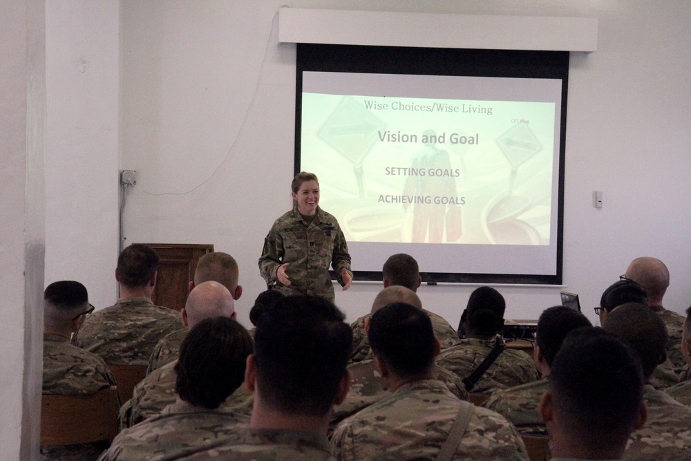 Chaplain conducts Wise Choice/Wise Living resilience training at BAF