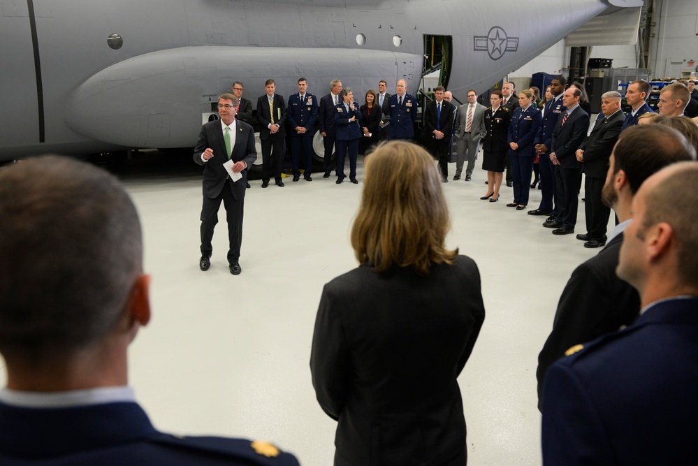 SECDEF Visits Wright-Patterson AFB
