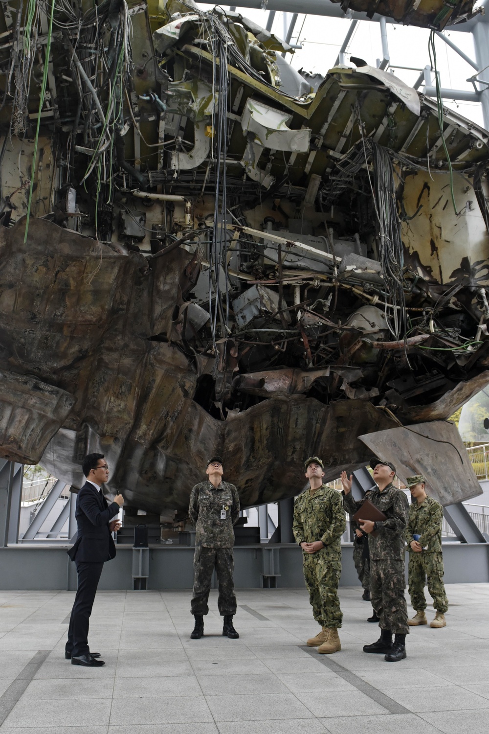 Visit to ROK 2nd Fleet