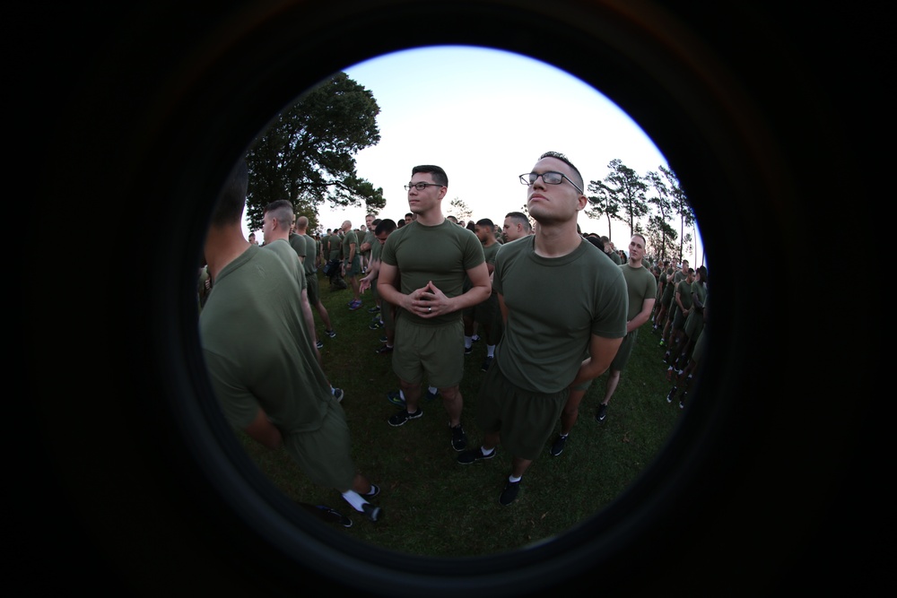 Thousands of service members hit pavement for 241st Marine Corps birthday celebration