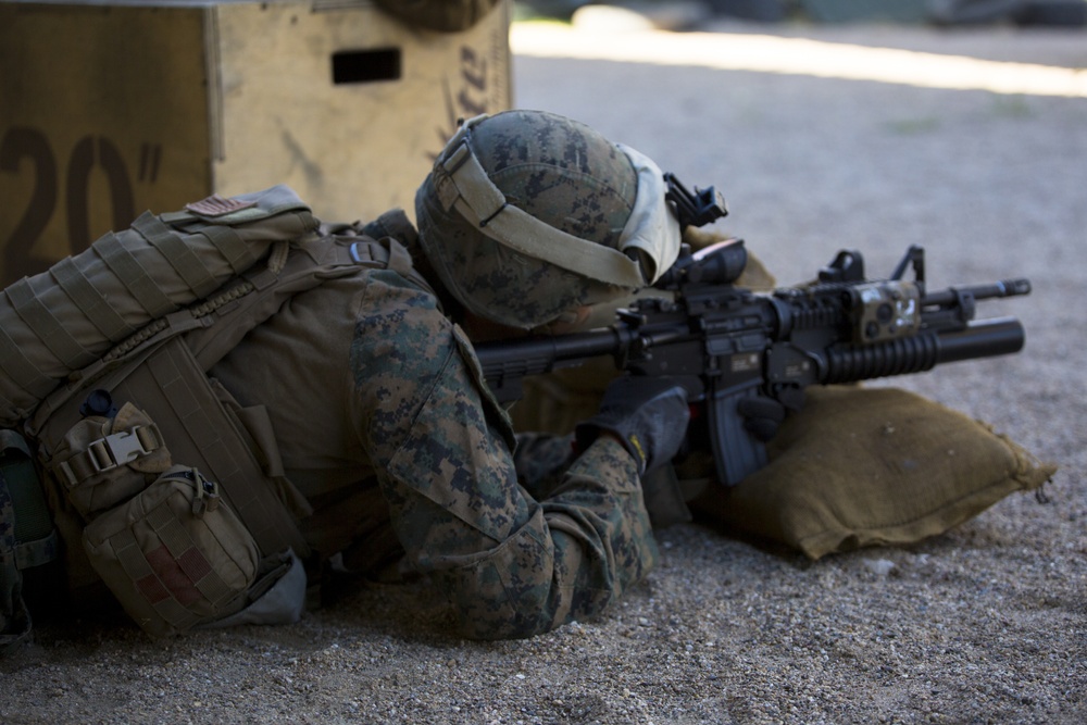 Back to basics: Marines conduct fire-team training