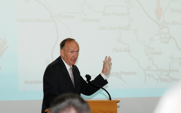 Former POW speaks on leadership to 178th Wing