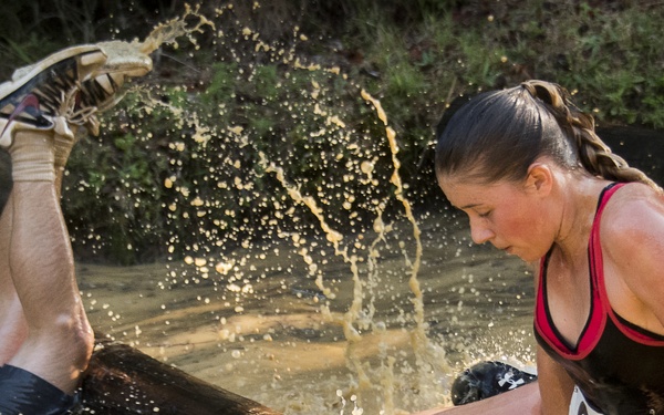 Military members get dirty at local mudrun
