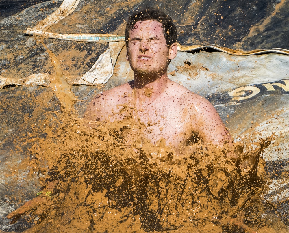 Military members get dirty at local mudrun