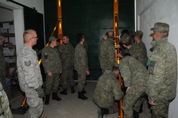 185th Airmen train Kosovo partners in new equipment for faster rescues