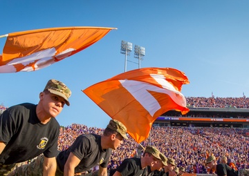 22 push-ups in front of 81,000 people