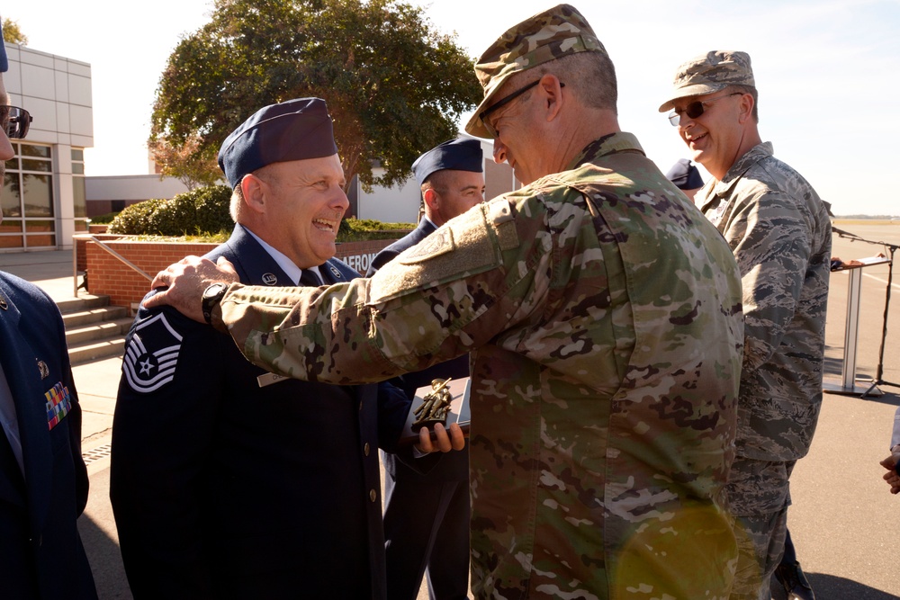 Brig. Gen. Lusk awards NCANG Airmen and Welcomes Home Deployers