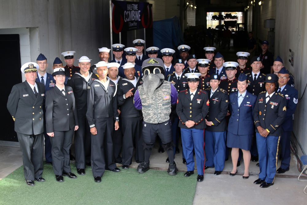 JTF-NCR members participate in Ravens vs. Steelers &quot;Salute to Service&quot; pre-game ceremony