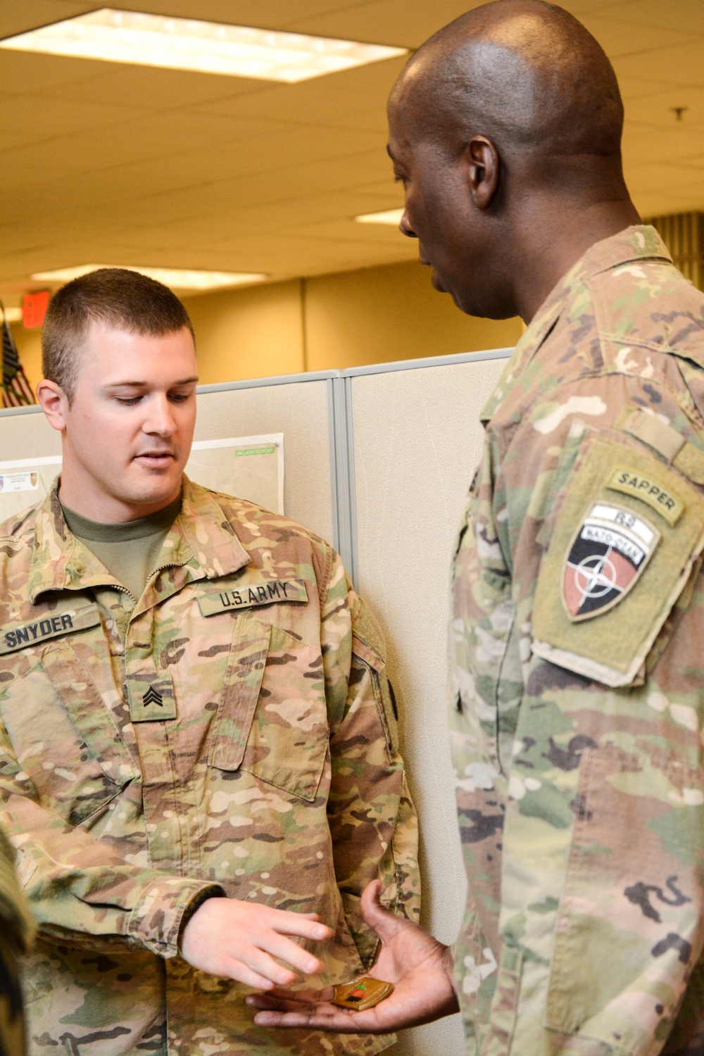 NATO’s Resolute Support, USFOR-A senior enlisted leader visits 1CD RSSB