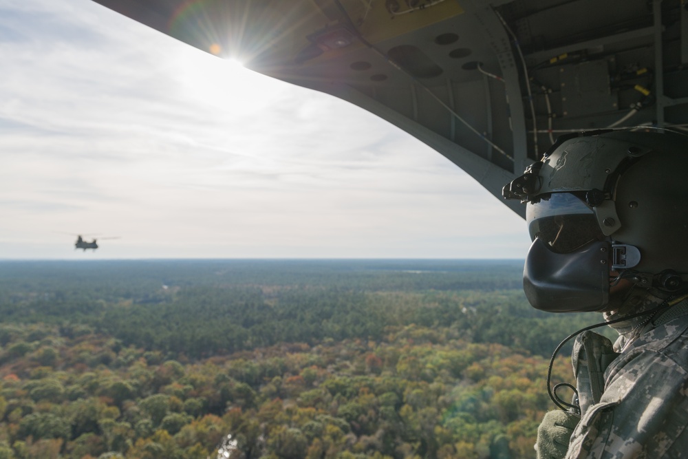 3rd Combat Aviation Brigade Soldier Observes Chinooks