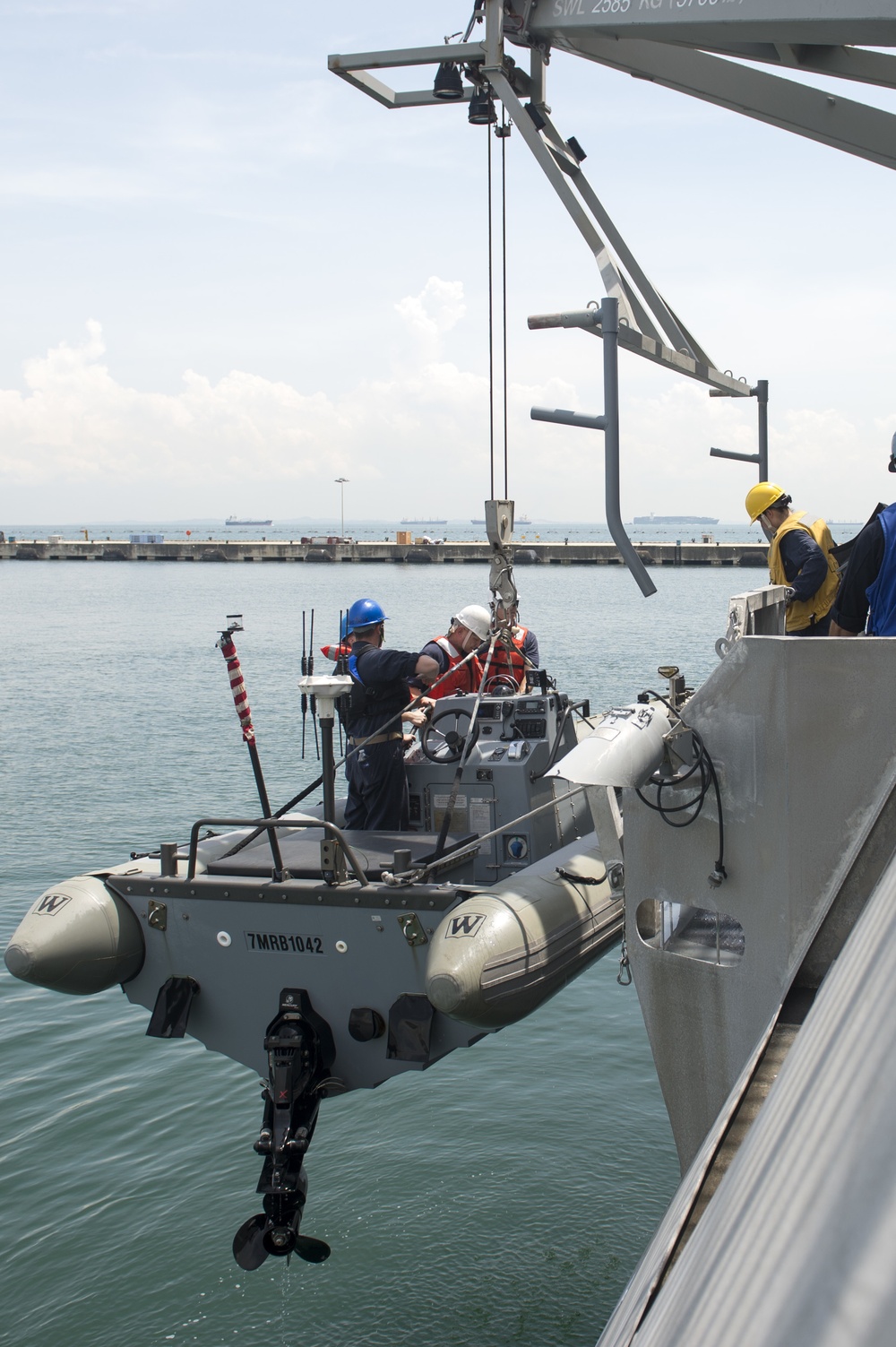 USS Coronado (LCS 4) crew conducts RHIB operations.