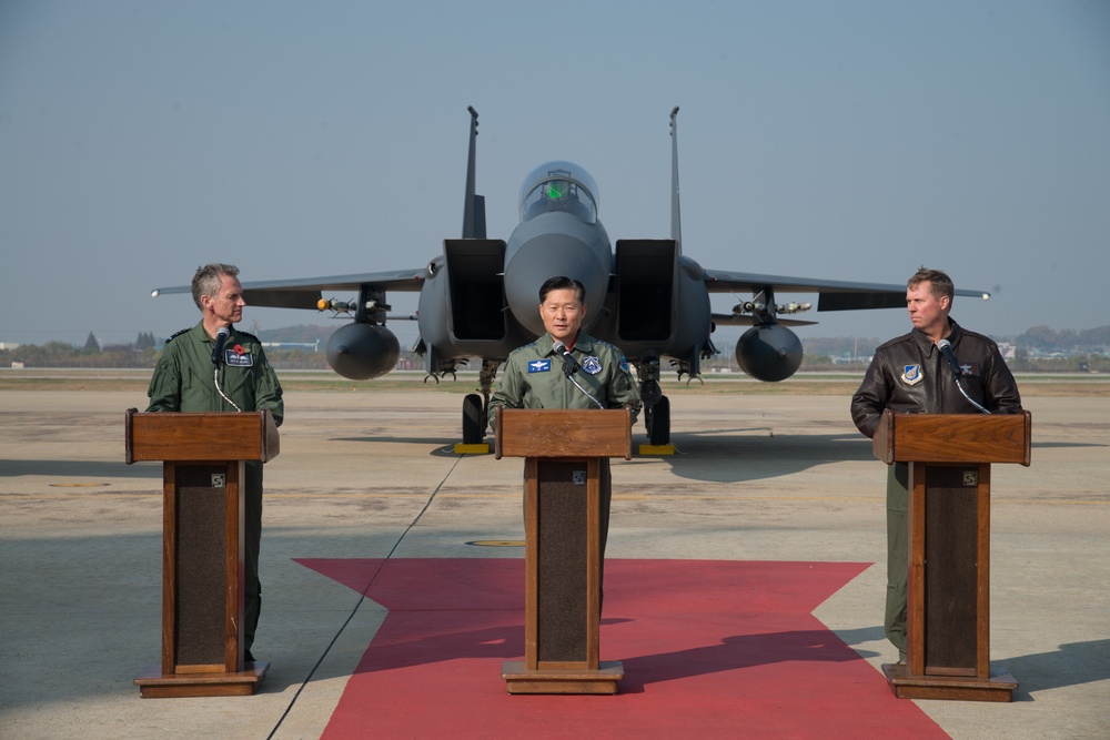 Invincible Shield: US, UK, ROK air forces conduct strategic exercise