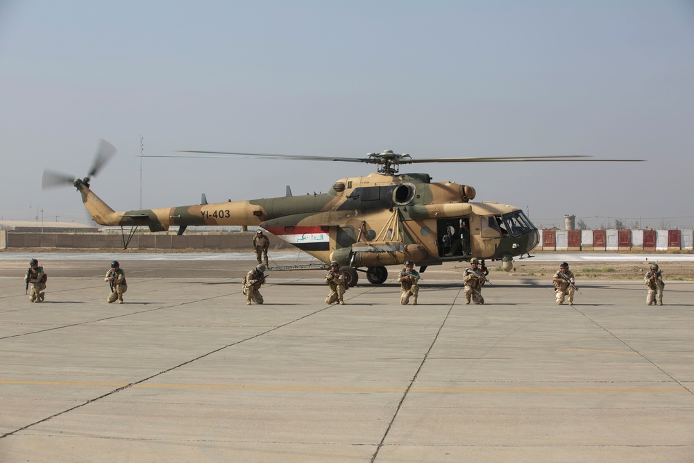 Iraqi helicopter familiarization