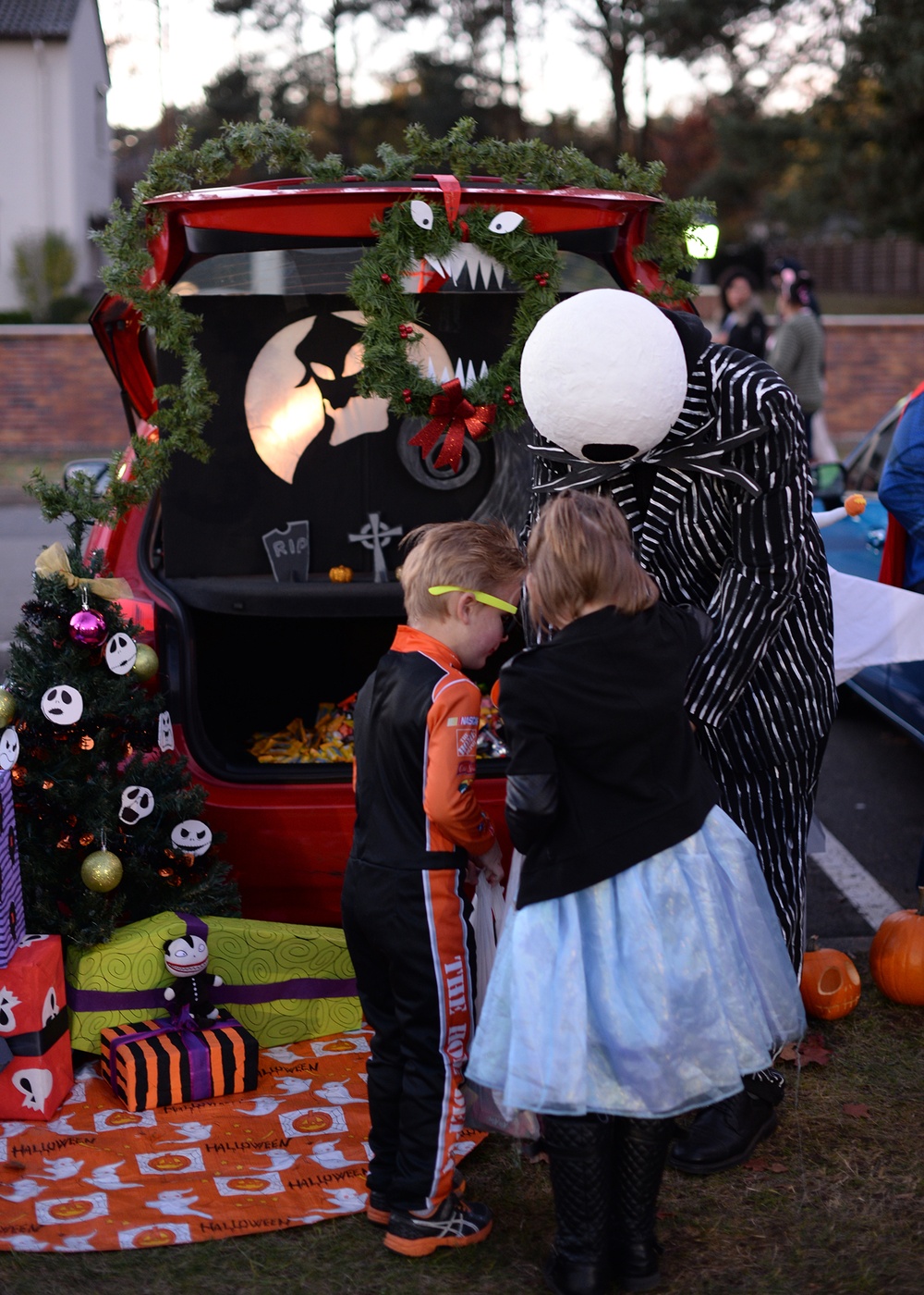 Volunteers make Halloween special for community