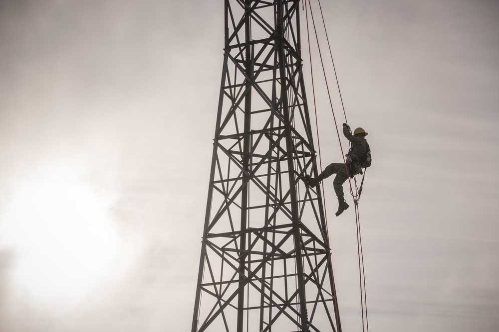 219th Engineering Installation Squadron Conducts Rescue Training