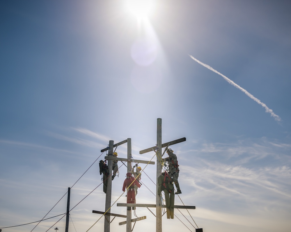 219th Engineering Installation Squadron Conducts Rescue Training