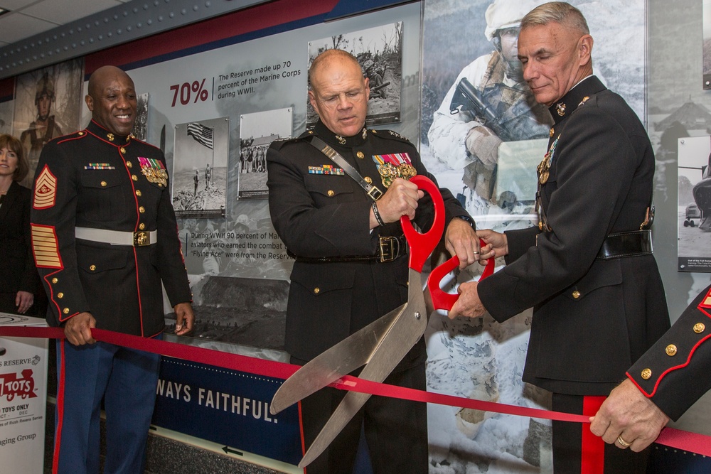 USMCR Wall Dedication