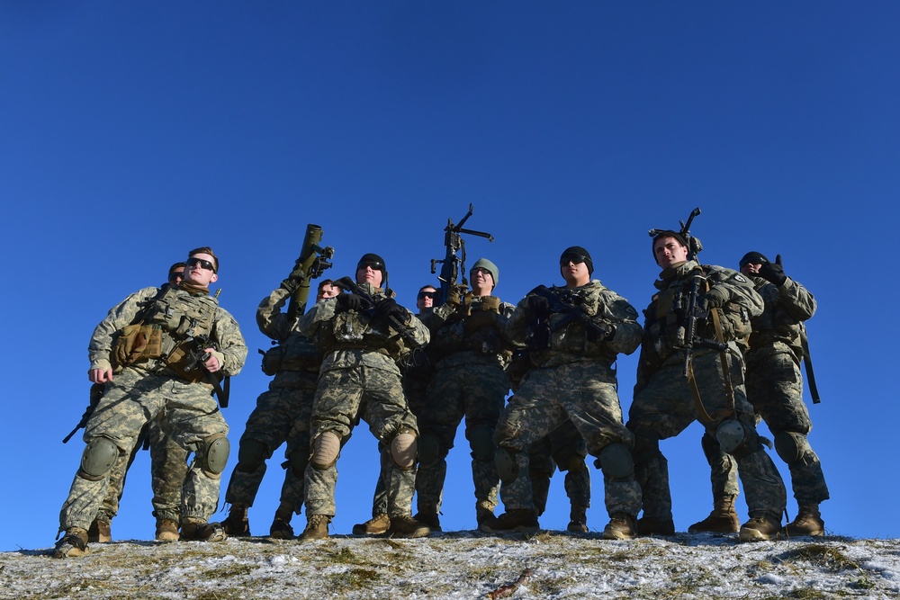 '3 Geronimo' paratroopers execute live-fire