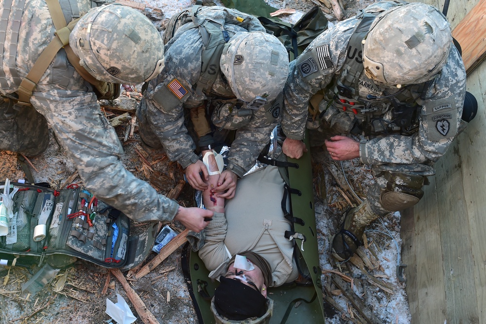 '3 Geronimo' paratroopers execute live-fire