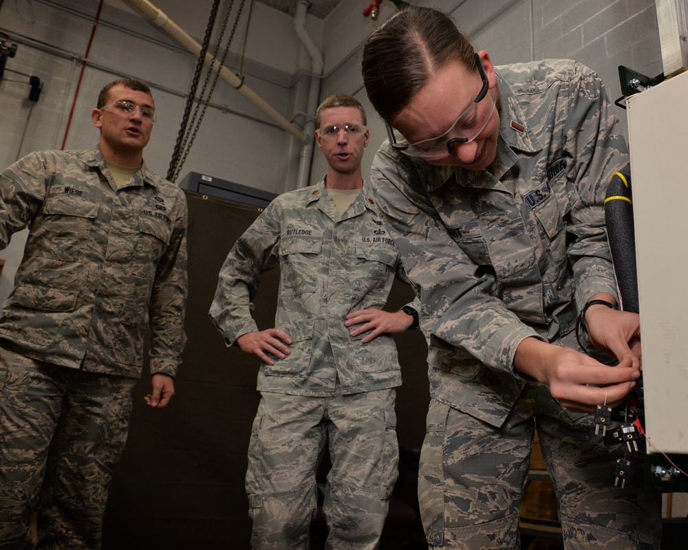 AFIT student conducts gas turbine engine tests